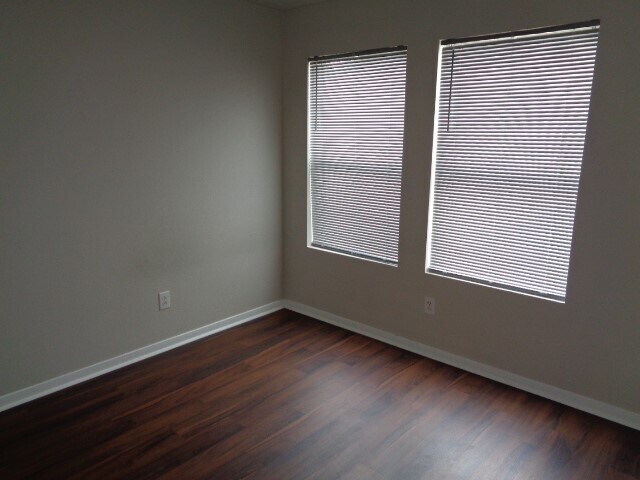 Photo - 5034 Redwing Brook Trail