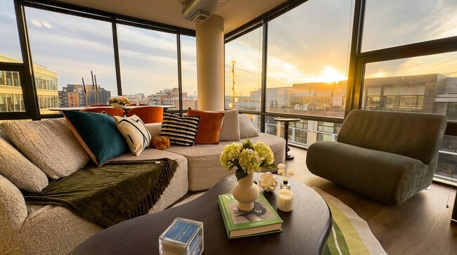 Building Photo - 1901 9th St NW Unit ID1404716P