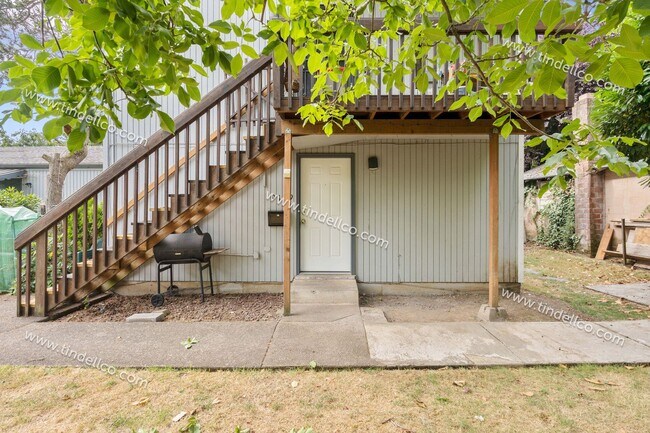 Photo - 237-05 Unidad 2