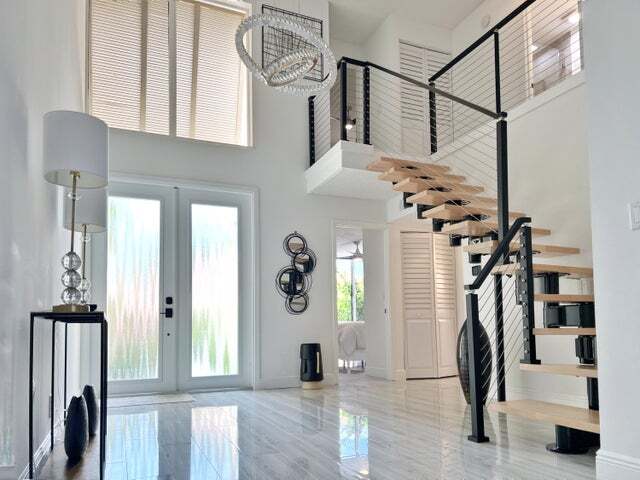 Photo - 218 Old Meadow Way