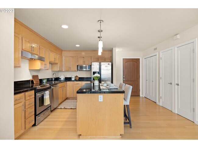 Photo - 3930 Abbey Ln Unit 409 A