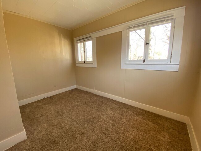 Photo - 105 W Cherry Ave Unit E