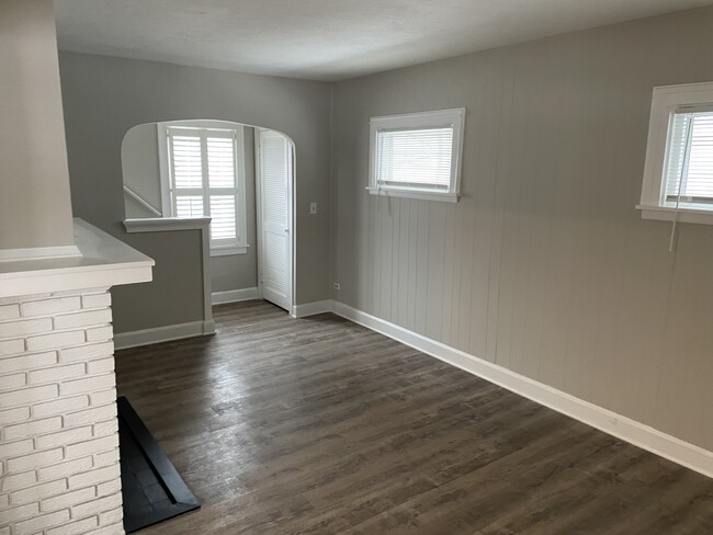 Photo - 3575 W 147th St House