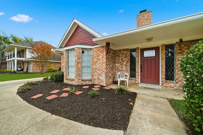 Photo - 3226 Springhill Dr