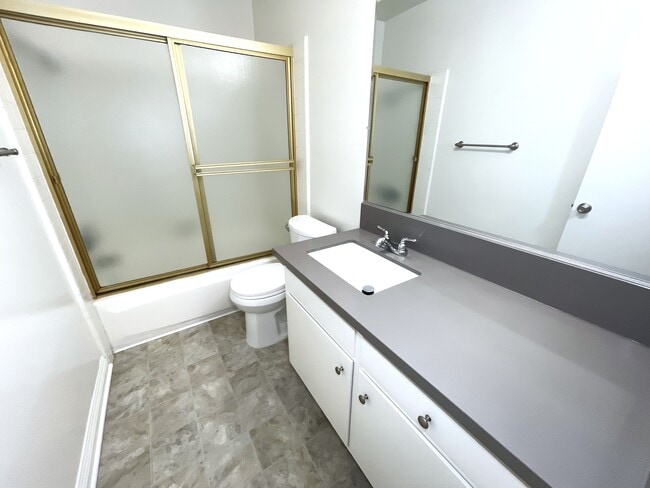 Photo - 11755 National Blvd
