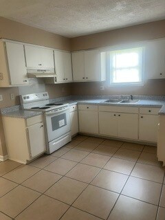719 Elizabeth Dr Unit 1