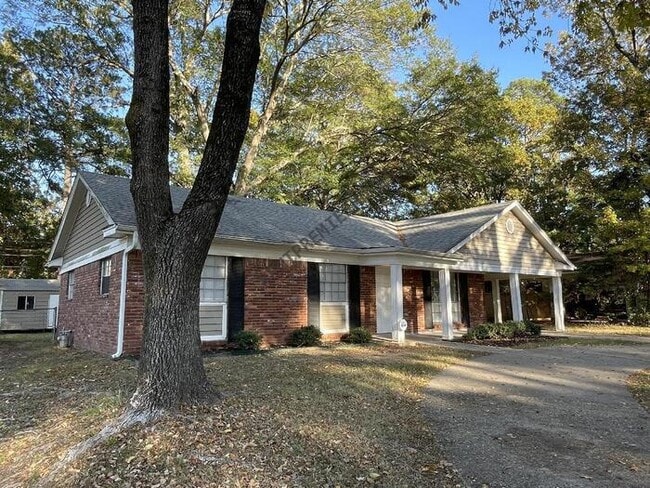 Photo - 6800 Hinkson Rd