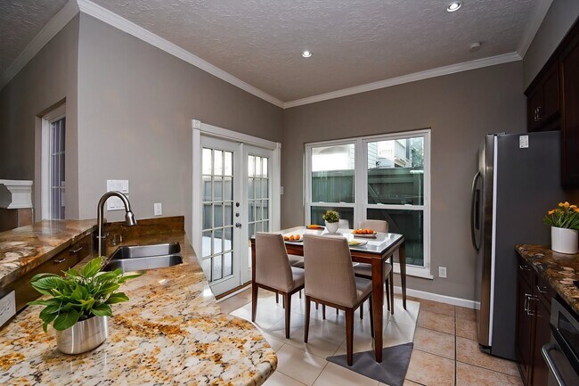 Photo - 9400 Doliver Dr Unit 56