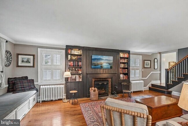 Photo - 8228 Cadwalader Ave