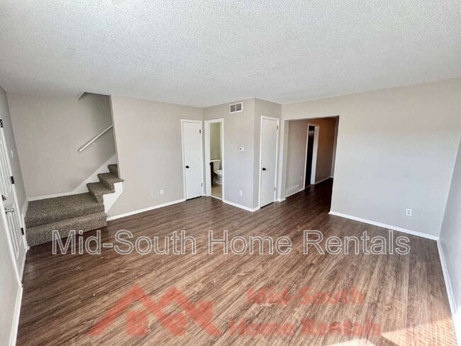 Photo - 1742 E Holmes Rd