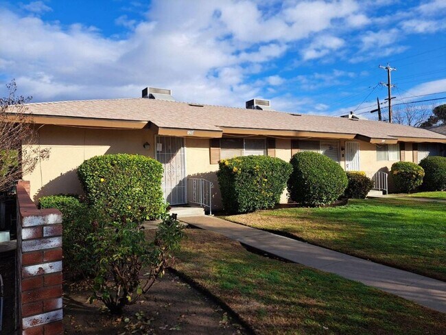 Photo - 1230-1234 N. College Ave Unit 1232