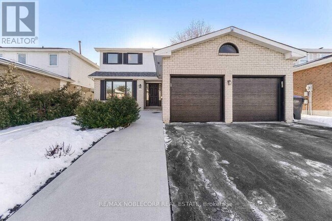 Photo - 17 Mikado Crescent