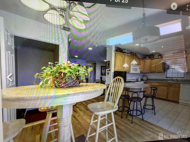 339 Jeffries St