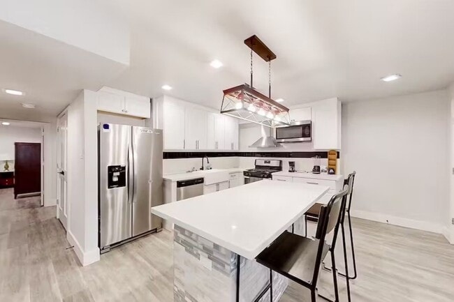 Photo - 6325 Riverview Way Unidad A