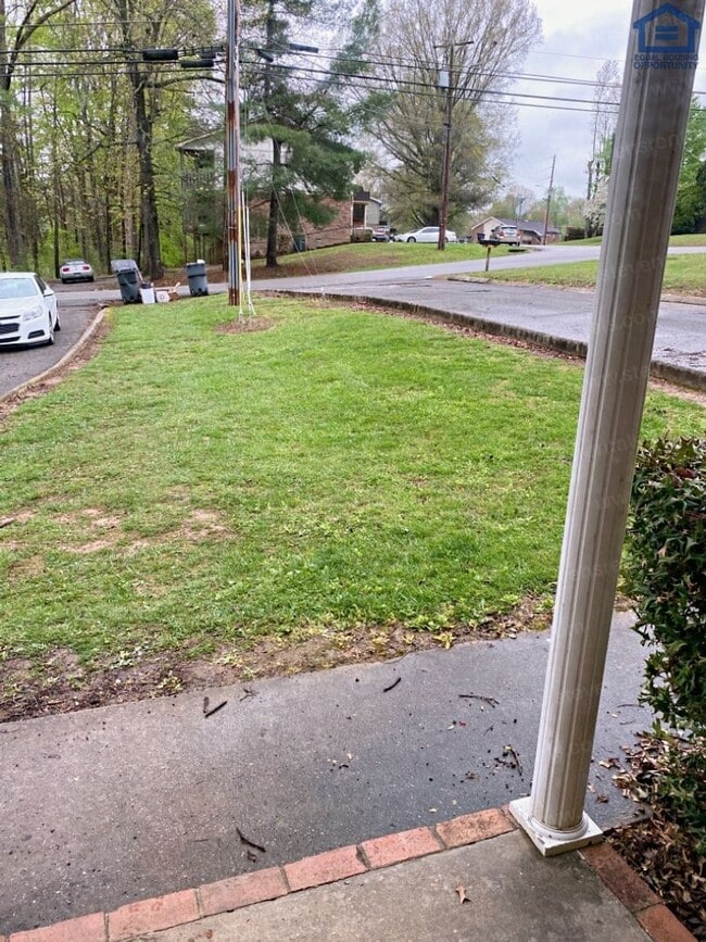 Photo - 328 Oriole Dr