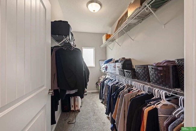 Photo - 21051 Polk St