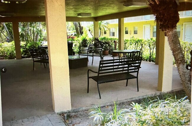 Photo - 5150 NE 6th Ave Unit 130