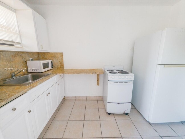 Photo - 1716 NW 19th St Unit 1