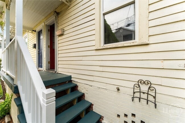 Photo - 530 E Gordon Ln Townhome