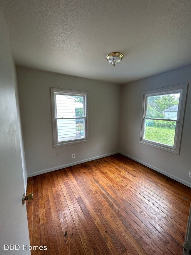 Photo - 4 br, 2 bath House - 4507 Plaza dr