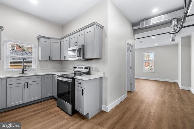 Building Photo - 320 W King St Unit 3