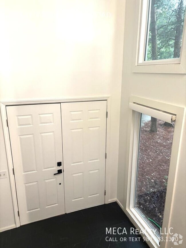 Building Photo - 11101 Winding Way Rd Rental
