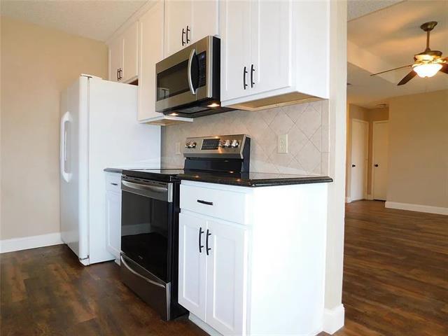 Photo - 1606 Brook Glen Dr