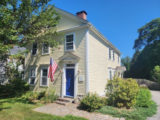 Building Photo - 1444 Pequot Trail