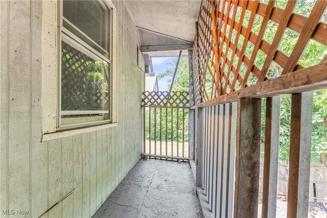 Building Photo - 3153 W 88th St Rental