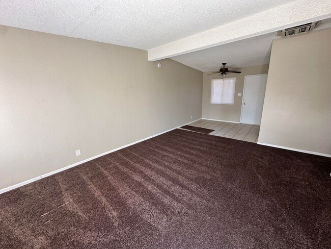 Photo - 453 Oasis Dr