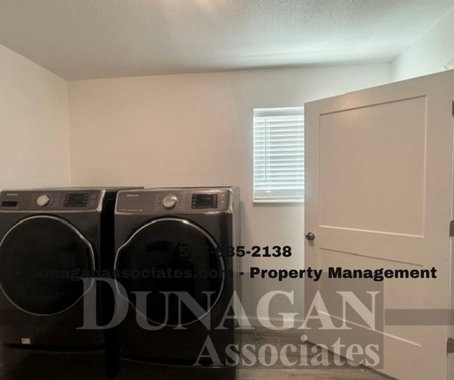 Photo - Fully Furnished 3 Bed 2 Bath
