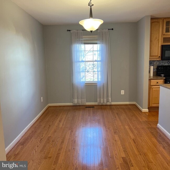 Photo - 3274 Applegate Ct