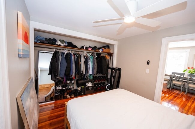Photo - 35 Oak St Unit 1
