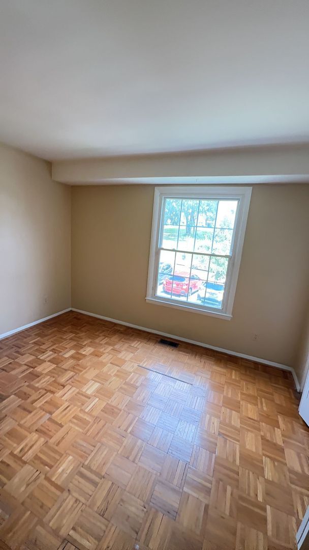 Photo - August 2026/2027 Loyola off-campus  2bd/2ba Homeland Southway Condo w/ CAC & more! - Available 8/9