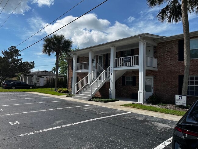Photo - 405 Flagler Blvd