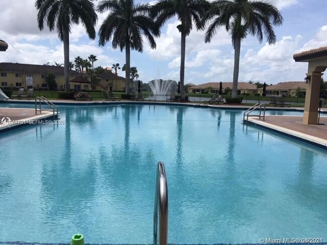 Photo - 1395 NE 33rd Ave Unidad 20626