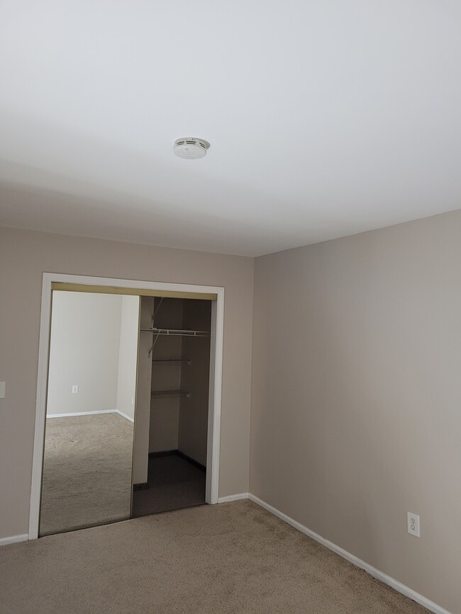 Photo - 335 Glendale Ave Unit G