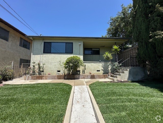 Building Photo - 3407 Holyoke Dr Rental