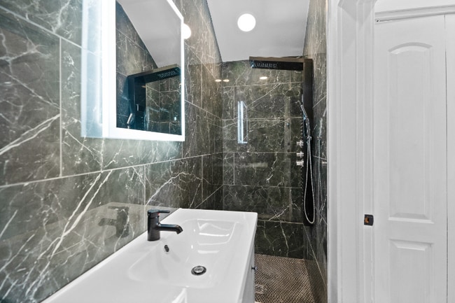 Photo - 2009 W Dekle Ave Unit 1