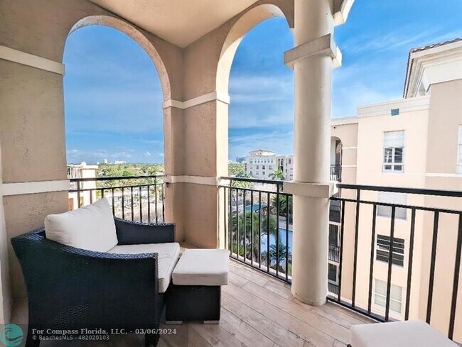 Photo - 520 SE 5th Ave