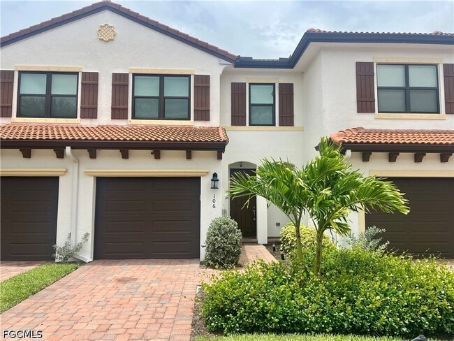 Building Photo - 15850 Portofino Springs Blvd