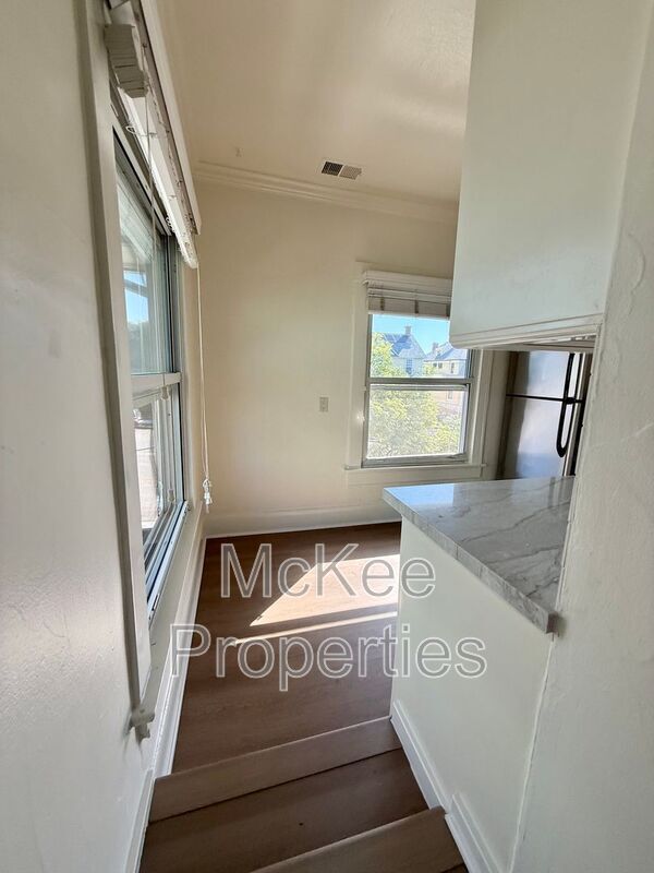 Photo - 2144 1/2 First Avenue