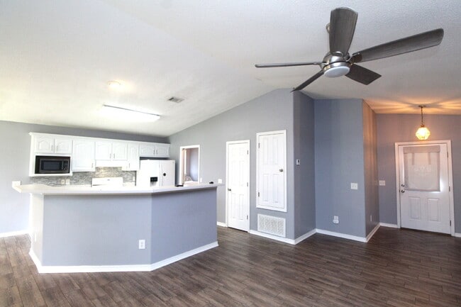 Photo - Spacious Southwest Pensacola Home with 2-C...