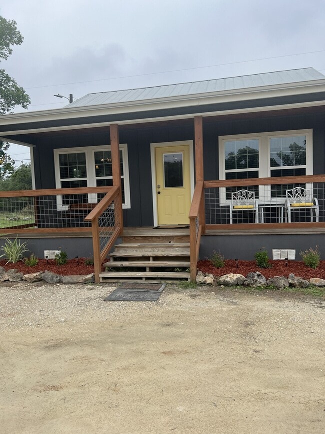 Building Photo - 6295 Spring Branch Rd