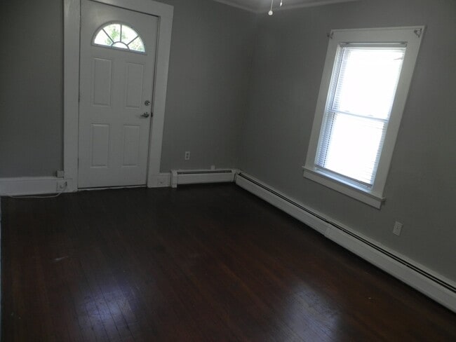 Photo - 1 St John St Unit 2