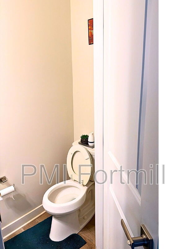 Photo - 246 Russell Br Ln