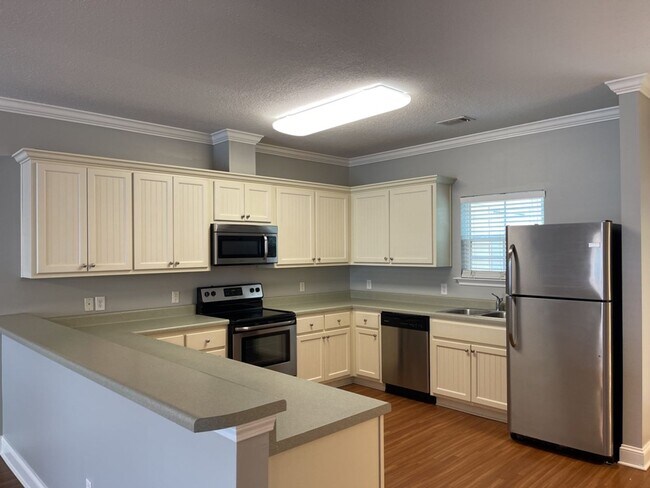 Photo - 273 Vining Way