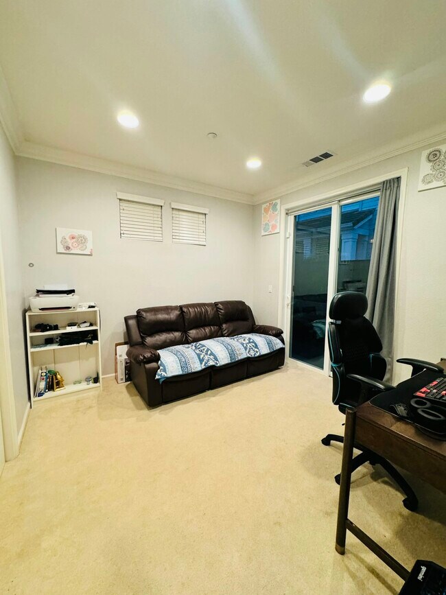 Photo - 5855 Hillbrook Pl