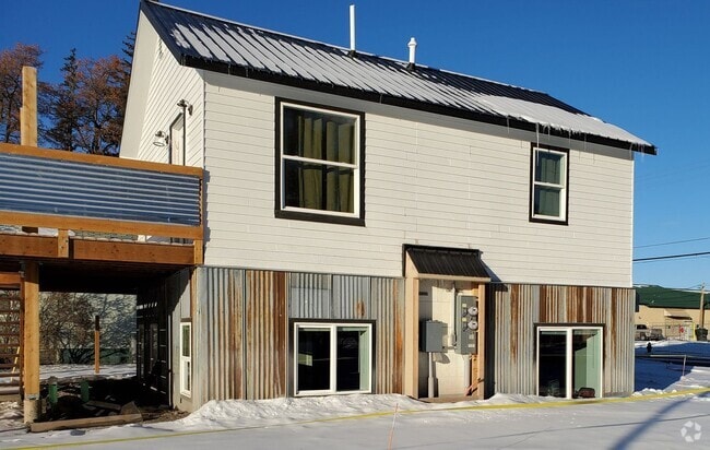Building Photo - 100 S Meridian Rd Unit A (#196) Rental