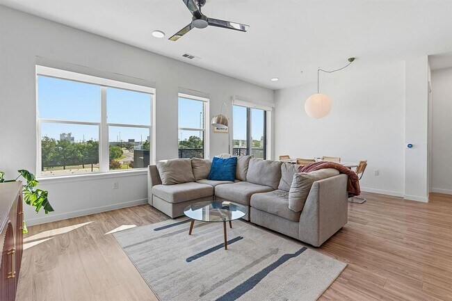 4510 Terry-O Ln Unit 421